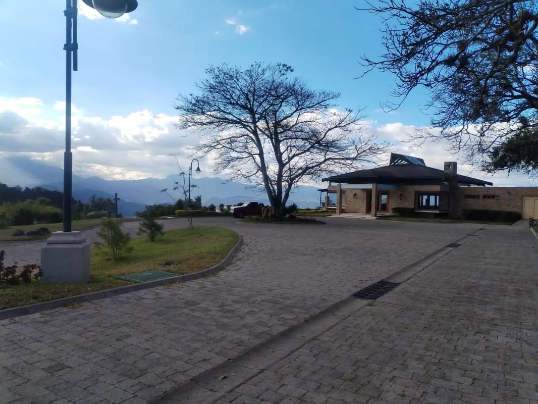 TERRENO EN VENTA EN SANTA ELENA BARILLAS RESIDENCIAL EL RECREO — Terreno en Venta en Santa Elena del Lago, Santa Elena Barillas, Guatemala, Ciudad — foto 1 de 6