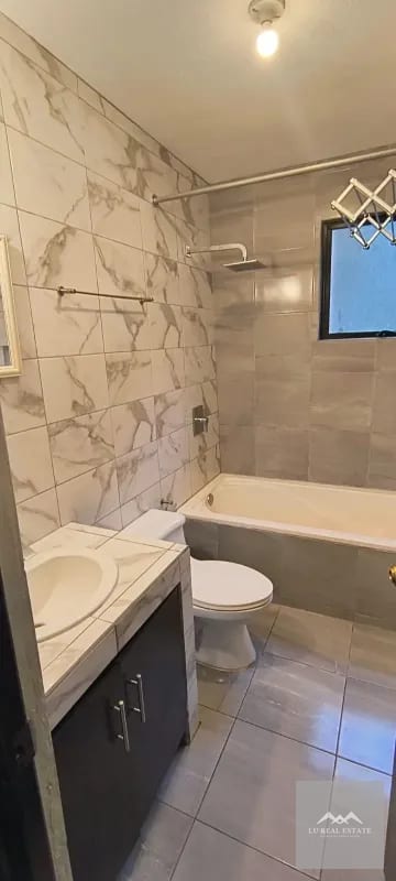 apartamento en carretera a el salvador — Apartamento en Alquiler en Zona 10, Guatemala, Ciudad — foto 1 de 10