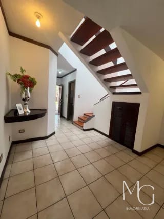 CASA EN VENTA – JARDINES DEL ROSARIO, ZONA 16 — Casa en Venta en Zona 16, Guatemala, Ciudad — miniatura 12 de 13