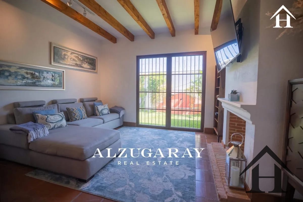 casa de 1 nivel con piscina  / amueblada / condominio Antigua — Casa en Venta en Antigua, Sacatepéquez — foto 5 de 11