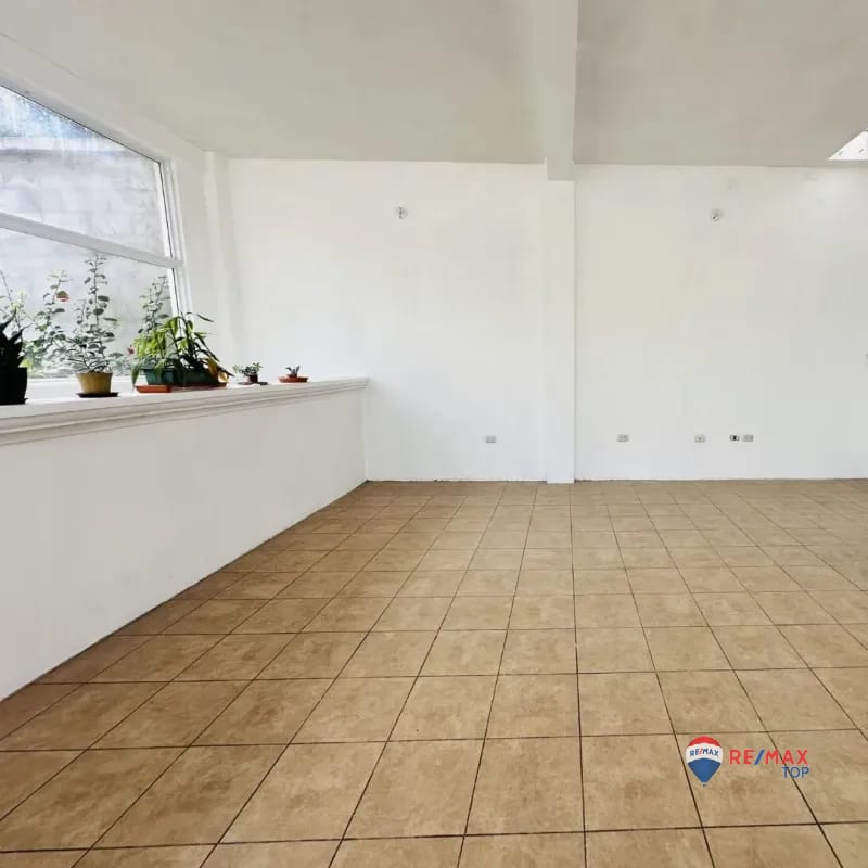 ZONA 1, CASA EN VENTA O RENTA IDEAL PARA COMERCIAL O RESIDENCIAL — Casa en Venta en Zona 1, Guatemala, Ciudad — foto 8 de 10