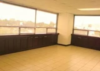Oficina en Venta/Renta Centro Empresarial Zona 10 — Oficina en Alquiler en Zona 10, Guatemala, Ciudad — miniatura 1 de 6