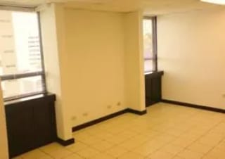 Oficina en Venta/Renta Centro Empresarial Zona 10 — Oficina en Alquiler en Zona 10, Guatemala, Ciudad — miniatura 2 de 6