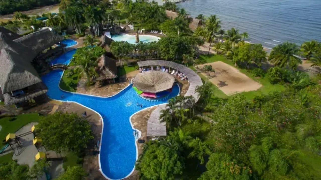 CASA EN VENTA Y RENTA EN AMATIQUE BAY — Casa en Alquiler en Puerto Barrios, Izabal — foto 8 de 13