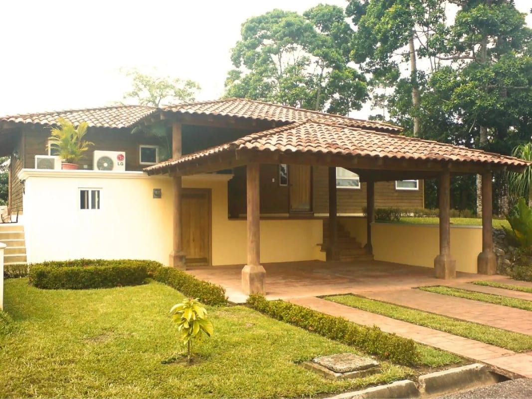 CASA EN VENTA Y RENTA EN AMATIQUE BAY — Casa en Alquiler en Puerto Barrios, Izabal — foto 5 de 13
