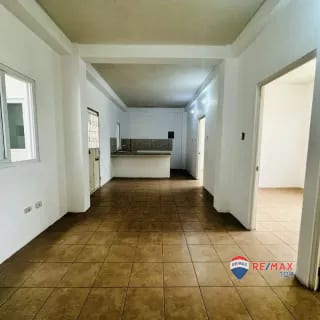 ZONA 1, CASA EN RENTA  IDEAL P/COMERCIAL O RESIDENCIAL — Casa en Alquiler en Zona 1, Guatemala, Ciudad — miniatura 4 de 9