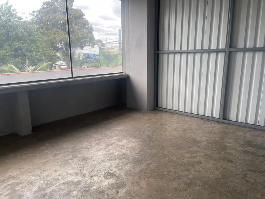 Alquiler de Minibodega en Montufar Zona 9 Guatemala — Bodega / Ofibodega en Alquiler en Zona 9, Guatemala, Ciudad — foto 3 de 5