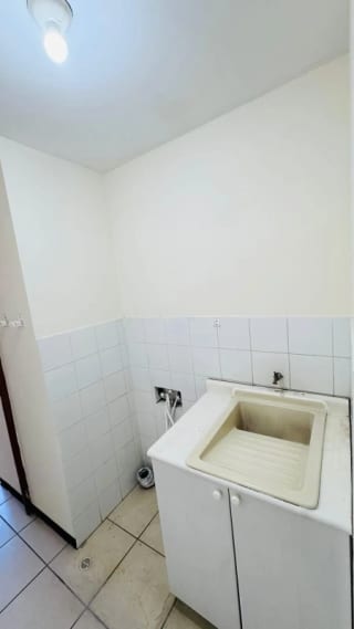 Apartamento en alquiler Z.10 — Apartamento en Alquiler en Zona 10, Guatemala, Ciudad — miniatura 4 de 12