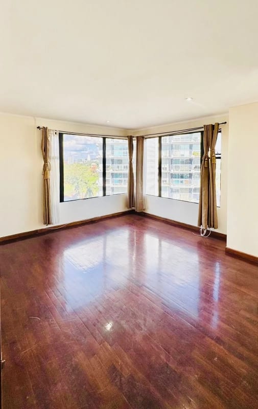 Apartamento en alquiler Z.10 — Apartamento en Alquiler en Zona 10, Guatemala, Ciudad — foto 3 de 12