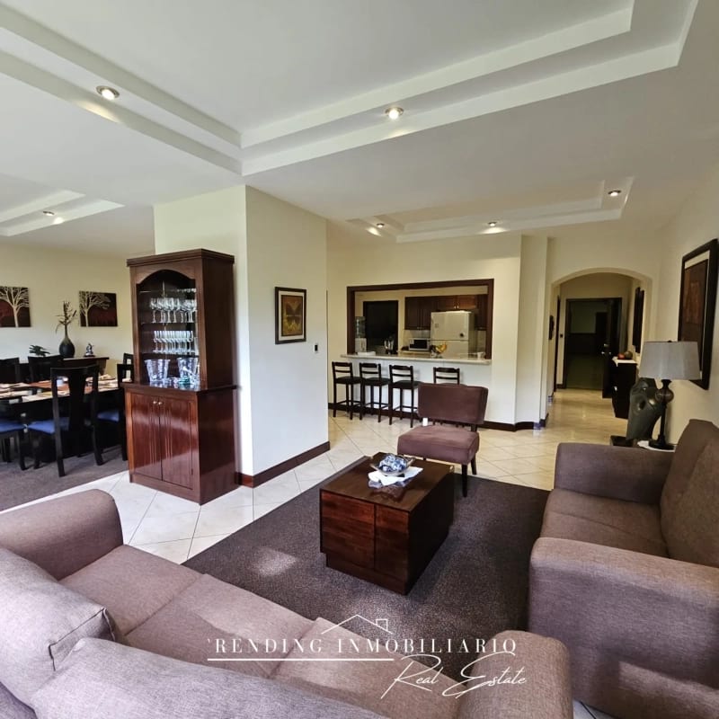 Apartamento en venta zona 10 Edificio Milenia Colonia Oakland de 3 habitaciones 198 m² + 2 parqueos — Apartamento en Venta en Milenia, Zona 10, Guatemala, Ciudad — foto 15 de 17