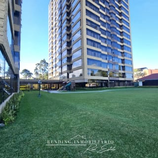 Apartamento en renta zona 10 edificio Milenia de 3 habitaciones + 2 parqueos — Apartamento en Alquiler en Milenia, Zona 10, Guatemala, Ciudad — miniatura 4 de 13