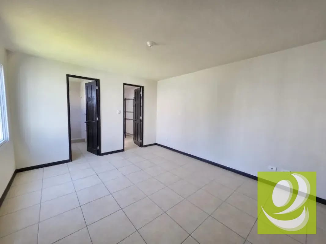 Casa en Venta en Hacienda de Las Flores — Casa en Venta en Villa Nueva, Guatemala, Ciudad — foto 5 de 13