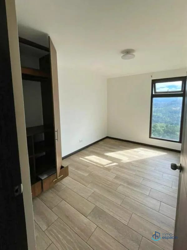 Apartamento en alquiler en Edificio Nagano, Zona 16 — Apartamento en Alquiler en Zona 16, Guatemala, Ciudad — foto 13 de 17