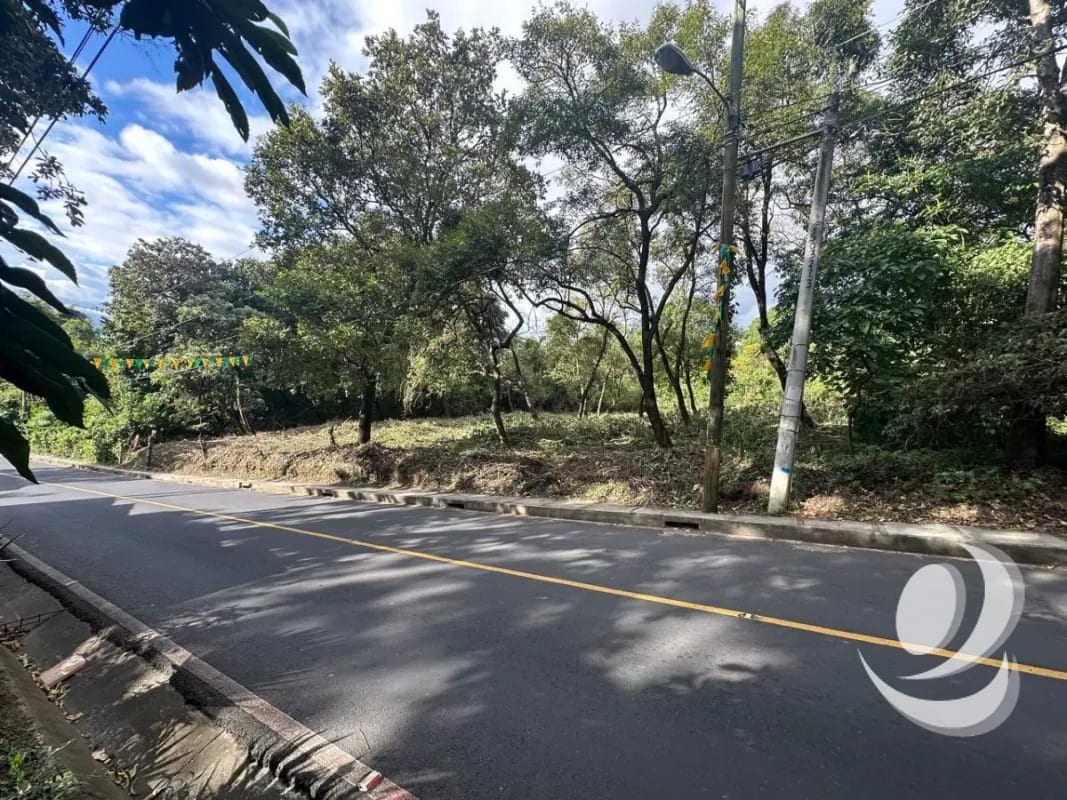 Vendo Terrenos, Planos en Santa Catarina Pinula zona 10 Guatemala — Terreno en Venta en Villas Granada Premier 2, Santa Catarina Pinula, Guatemala, Ciudad — foto 5 de 8