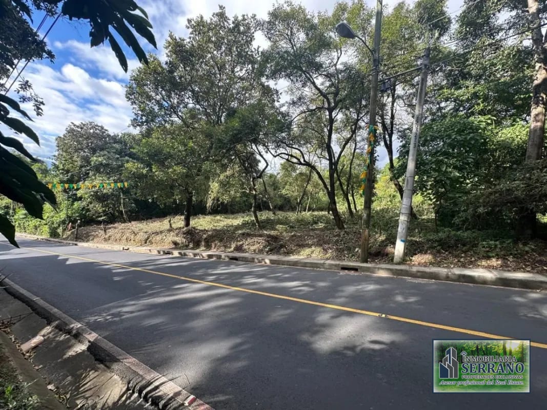 Vendo Terrenos, En Santa Catarina Pinula zona 10 Guate City. T.Plano. — Terreno en Venta en Villas Granada Premier 2, Santa Catarina Pinula, Guatemala, Ciudad — foto 5 de 8