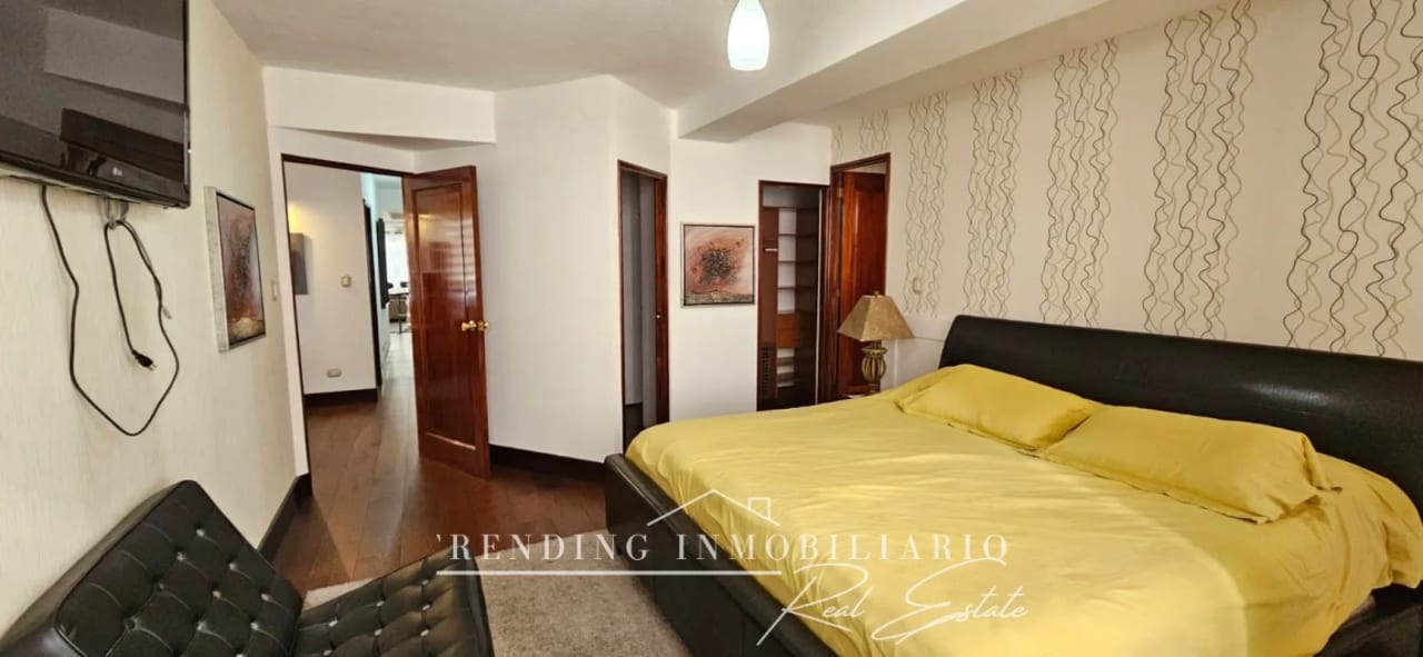 Apartamento en renta zona 10 Edificio Morada del Acueducto amueblado de 3 habitaciones 161m² + 2 parqueos — Apartamento en Alquiler en Moradas del Acueducto, Zona 10, Guatemala, Ciudad — foto 5 de 11