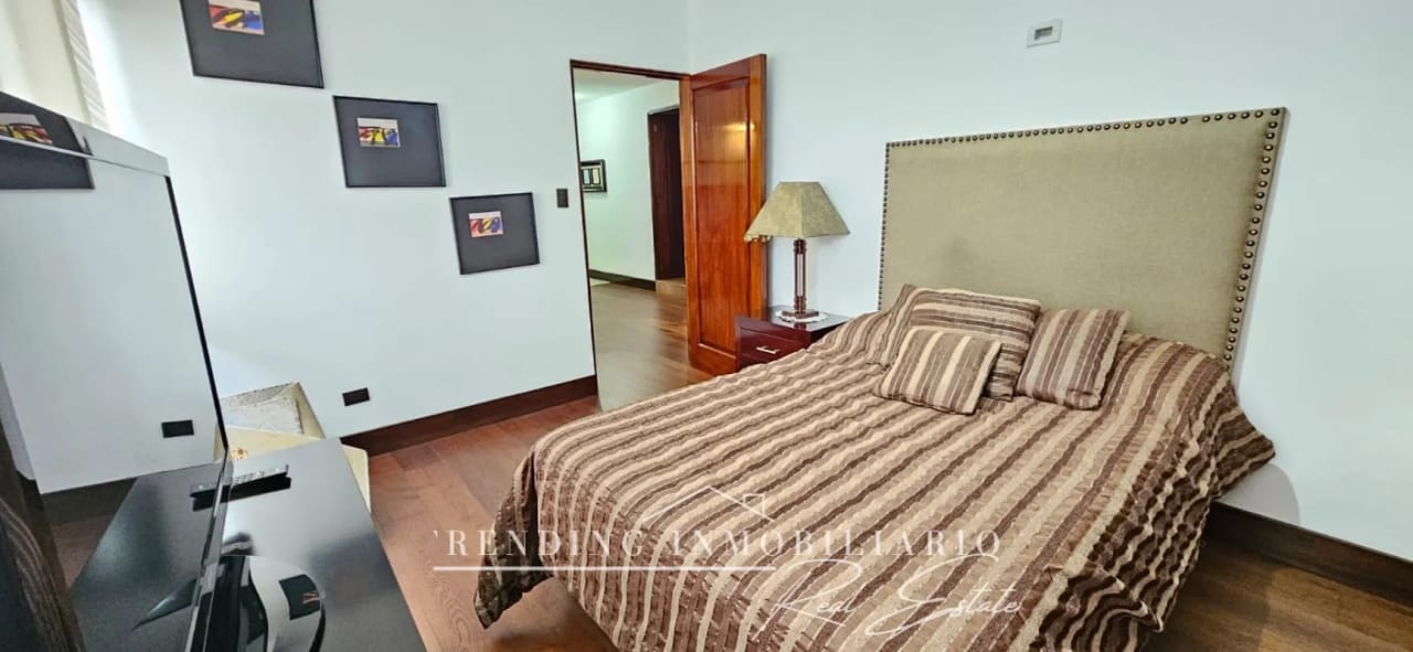 Apartamento en venta zona 10 Edificio Morada del Acueducto amueblado de 3 habitaciones 161m² + 2 parqueos — Apartamento en Venta en Moradas del Acueducto, Zona 10, Guatemala, Ciudad — foto 6 de 14