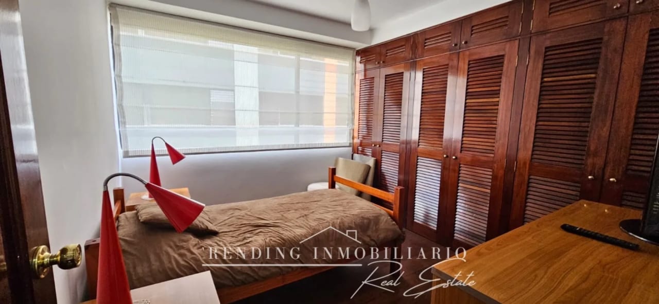 Apartamento en venta zona 10 Edificio Morada del Acueducto amueblado de 3 habitaciones 161m² + 2 parqueos — Apartamento en Venta en Moradas del Acueducto, Zona 10, Guatemala, Ciudad — foto 4 de 14