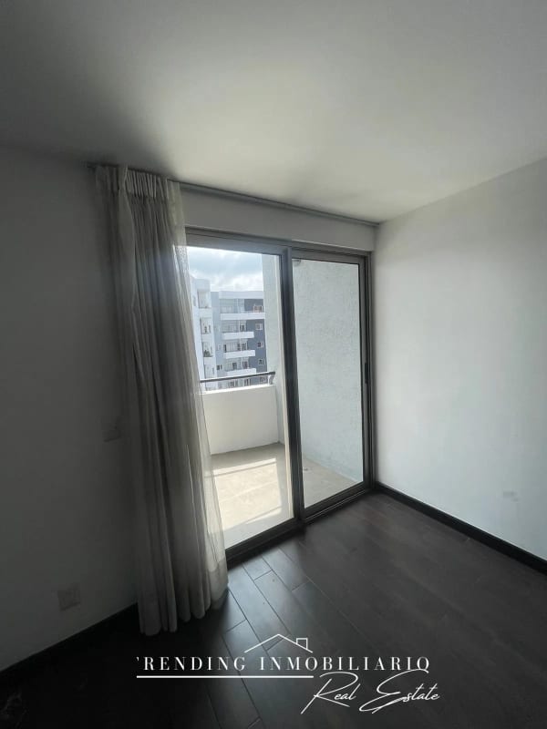 Apartamento en alquiler zona 14 edificio Attica II de 3 habitaciones + 2 parqueos — Apartamento en Alquiler en Attica, Zona 14, Guatemala, Ciudad — foto 2 de 8