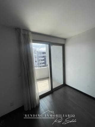 Apartamento en alquiler zona 14 edificio Attica II de 3 habitaciones + 2 parqueos — Apartamento en Alquiler en Attica, Zona 14, Guatemala, Ciudad — miniatura 2 de 8
