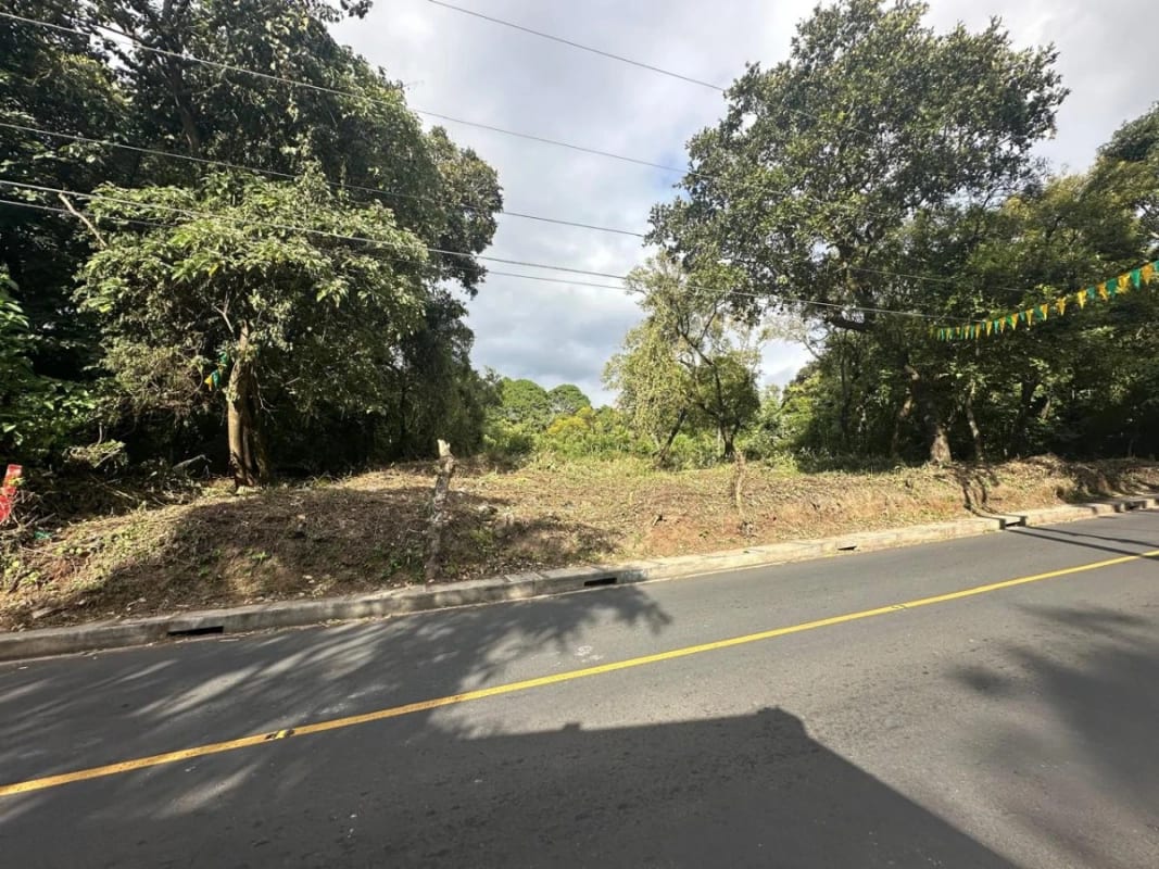 Vendo Terrenos, Planos en Santa Catarina Pinula zona 10 Guate City. — Terreno en Venta en Villas Granada Premier 2, Santa Catarina Pinula, Guatemala, Ciudad — foto 9 de 9