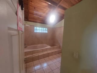 CASA en Renta - Miralvalle Sumpango — Casa en Alquiler en Sumpango, Sacatepéquez — miniatura 5 de 11