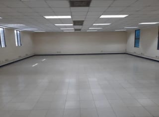 Bodega en alquiler zona 12 — Bodega / Ofibodega en Alquiler en Zona 12, Guatemala, Ciudad — miniatura 2 de 13