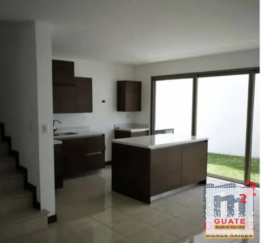 Casa en condominio en Renta, Zona 16 — Casa en Alquiler en Zona 16, Guatemala, Ciudad — foto 11 de 12