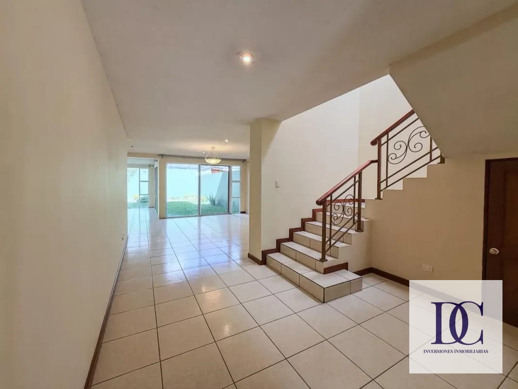 📍 CASA EN VENTA – CAÑADAS DE ELGIN | ZONA 13 — Casa en Venta en cañadas de elgin, Zona 13, Guatemala, Ciudad — foto 2 de 17