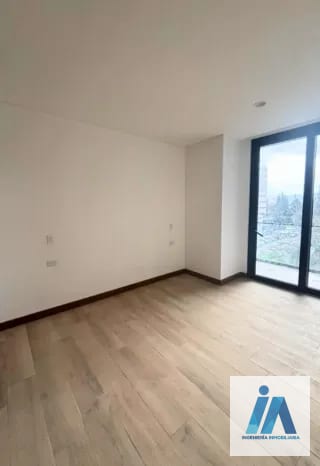 VENTA DE APARTAMENTO, 📍Edificio Ferré Diez, Zona 10  Es el refugio perfecto para quienes buscan vivir en el distrito empresarial con la serenidad de un entorno natural — Apartamento en Venta en Zona 10, Guatemala, Ciudad — miniatura 12 de 16