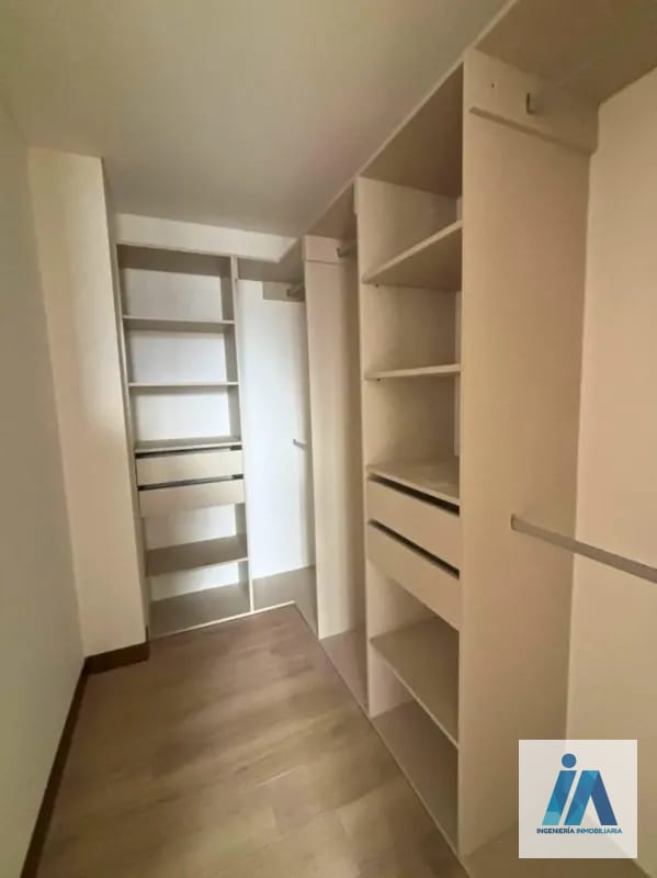 VENTA DE APARTAMENTO, 📍Edificio Ferré Diez, Zona 10  Es el refugio perfecto para quienes buscan vivir en el distrito empresarial con la serenidad de un entorno natural — Apartamento en Venta en Zona 10, Guatemala, Ciudad — foto 10 de 16