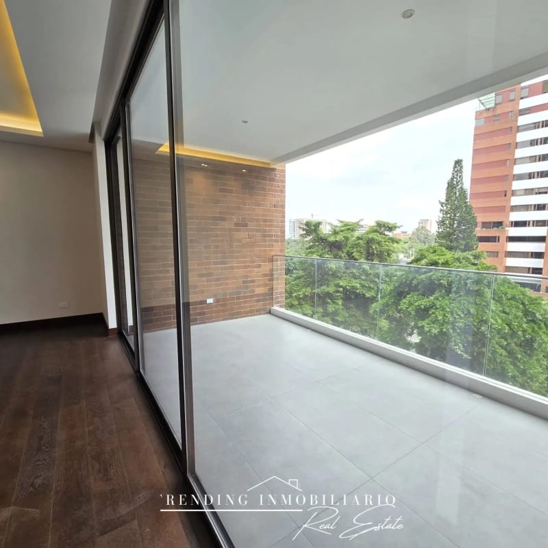 Apartamento en renta zona 14 edificio Vistana de 2 habitaciones + 2 parqueos — Apartamento en Alquiler en Vistana, Zona 14, Guatemala, Ciudad — foto 9 de 10