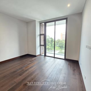 Apartamento en renta zona 14 edificio Vistana de 2 habitaciones + 2 parqueos — Apartamento en Alquiler en Vistana, Zona 14, Guatemala, Ciudad — miniatura 5 de 10