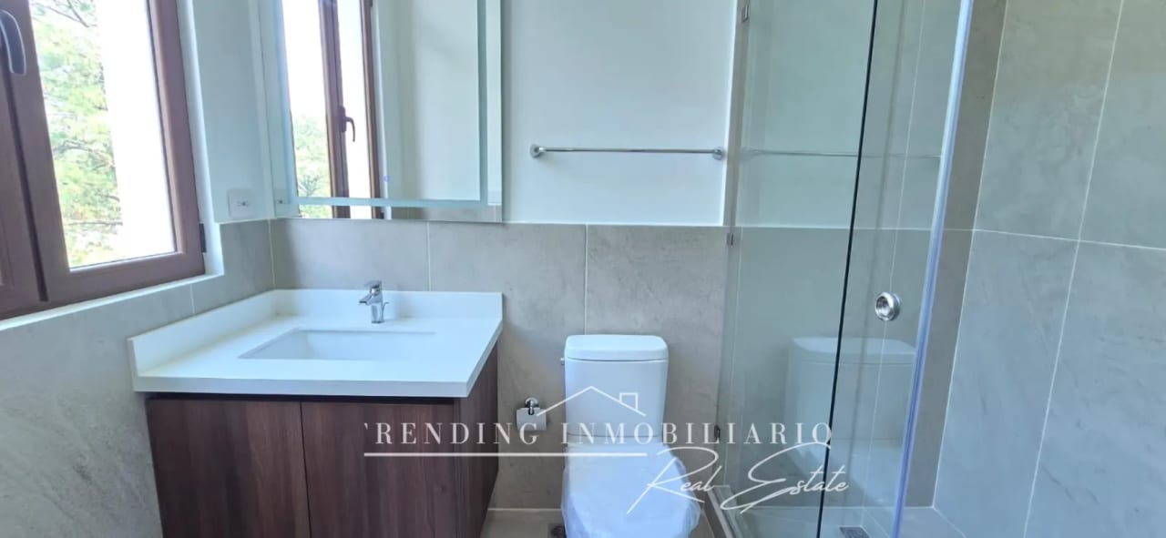 Apartamento en renta zona 16 edificio Olmos de Cayalá de 2 habitaciones + 2 parqueos — Apartamento en Alquiler en Zona 16, Guatemala, Ciudad — foto 3 de 7