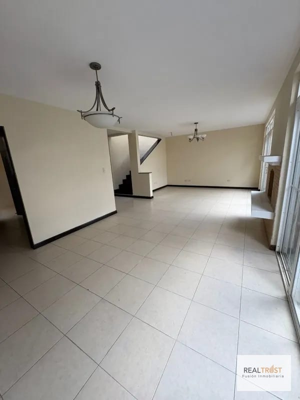 CASA EN VENTA EN KM 19.9 A SAN JOSE PINULA CONDOMINIO LOS MANANTIALES — Casa en Venta en San José Pinula, Carretera a El Salvador, Guatemala, Ciudad — foto 14 de 17