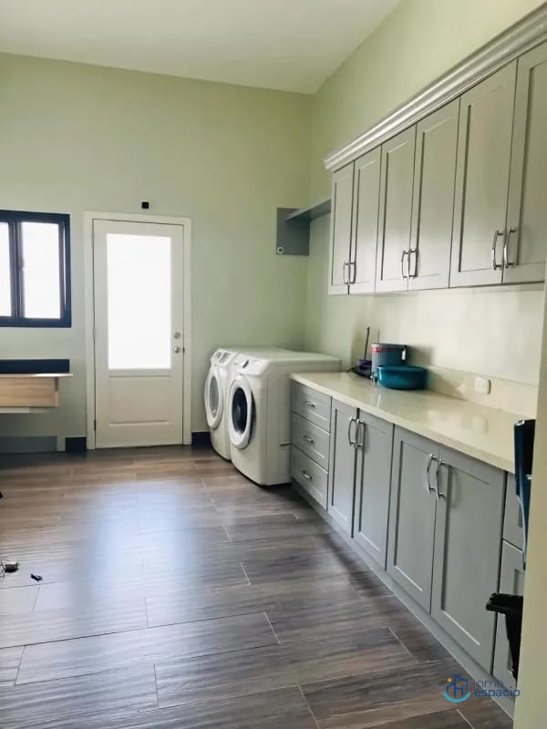 Propiedad en venta con 2 viviendas en Nueva Concepción, Escuintla — Casa en Venta en Nueva Concepción, Escuintla — foto 6 de 17