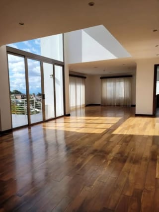 Amplia casa en Las Cumbres zona 16 — Casa en Venta en Las Cumbres, Zona 16, Guatemala, Ciudad — miniatura 17 de 17
