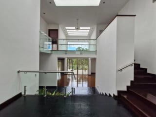 Amplia casa en Las Cumbres zona 16 — Casa en Venta en Las Cumbres, Zona 16, Guatemala, Ciudad — miniatura 13 de 17