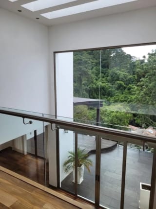 Amplia casa en Las Cumbres zona 16 — Casa en Venta en Las Cumbres, Zona 16, Guatemala, Ciudad — miniatura 12 de 17