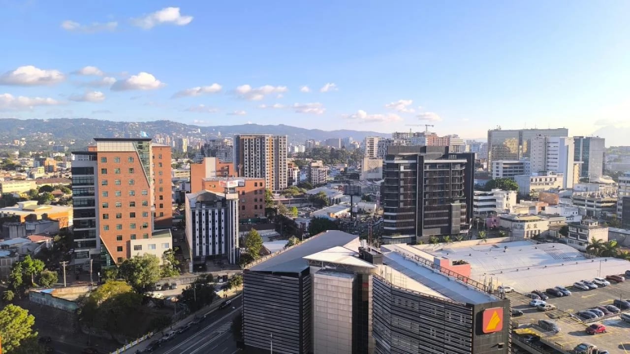 Apartamento en renta Vivo - Z.4 — Apartamento en Alquiler en Zona 4, Guatemala, Ciudad — foto 9 de 17