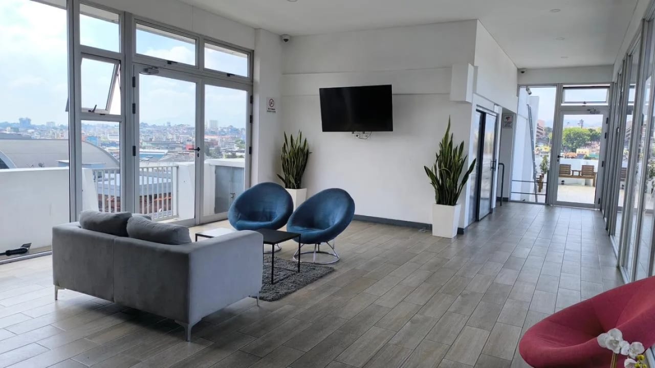 Apartamento en renta Vivo - Z.4 — Apartamento en Alquiler en Zona 4, Guatemala, Ciudad — foto 2 de 17