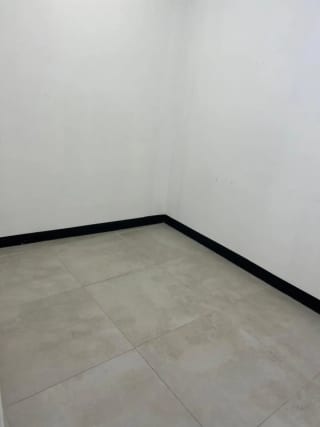 Oficina en Venta en Zonas 10 — Oficina en Venta en Zona 10, Guatemala, Ciudad — miniatura 1 de 4