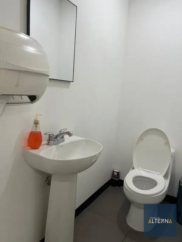 Oficina en Venta en Zonas 10 — Oficina en Venta en Zona 10, Guatemala, Ciudad — foto 4 de 4