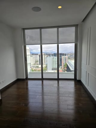 Alquiler de apartamento en zona 10 Atarah de 1 dormitorio — Apartamento en Alquiler en Atarah, Zona 10, Guatemala, Ciudad — miniatura 4 de 6