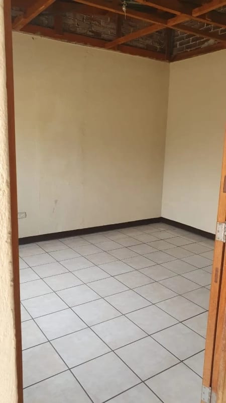 CASA EN VENTA ZONA 4, A UNA DE CUADRA DE 4º NORTE — Casa en Venta en Zona 4, Guatemala, Ciudad — foto 4 de 17