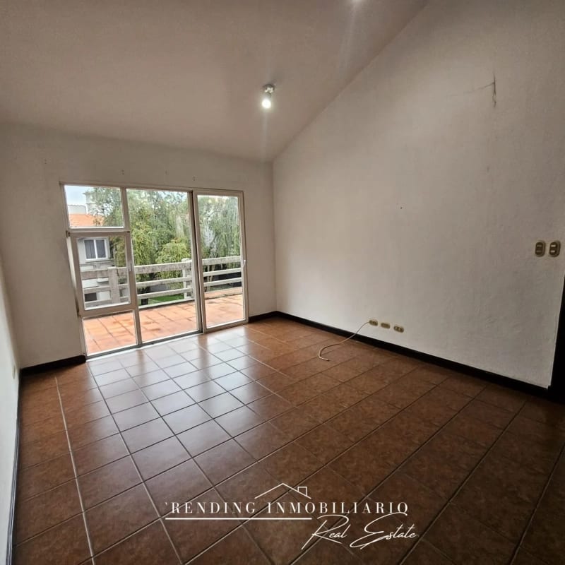 Casa en renta Carretera a El Salvador Villas del Campo k13 de 3 habitaciones + 2 parqueos — Casa en Alquiler en Santa Catarina Pinula, Carretera a El Salvador, Guatemala, Ciudad — foto 9 de 17
