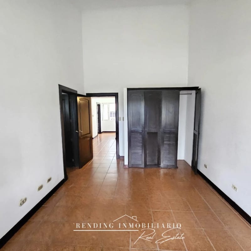 Casa en renta Carretera a El Salvador Villas del Campo k13 de 3 habitaciones + 2 parqueos — Casa en Alquiler en Santa Catarina Pinula, Carretera a El Salvador, Guatemala, Ciudad — foto 8 de 17