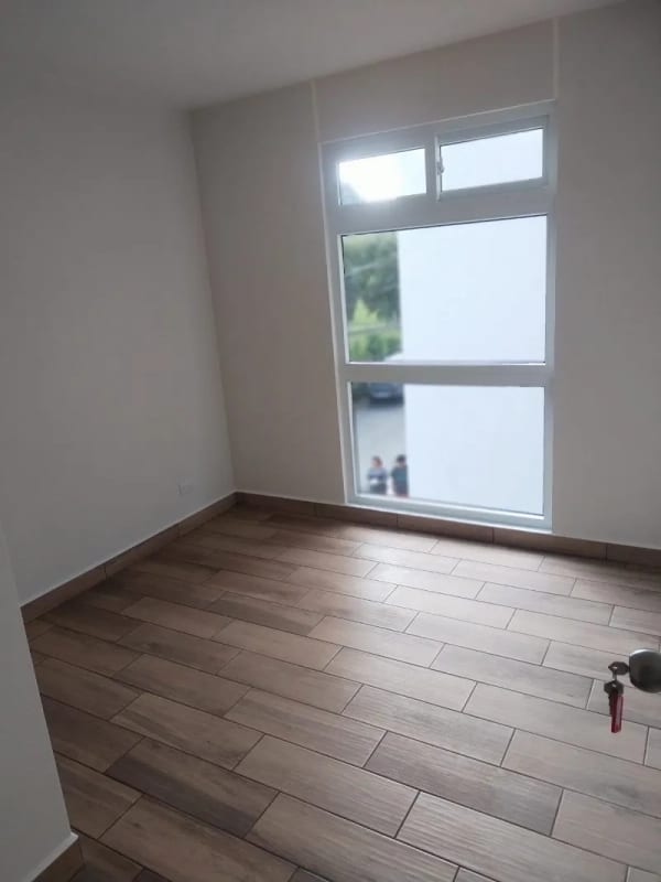 Venta de apartamento en zona 16  Lares  16 de 3 dormitorios. — Apartamento en Venta en San Gaspar, Zona 16, Guatemala, Ciudad — foto 7 de 13