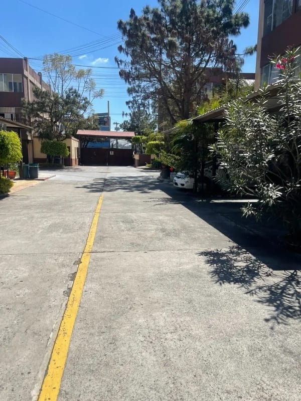 Venta de Apartamento en Ciudad San Cristobal Condominio Los Altos a pocos metros del Boulevar principal — Apartamento en Venta en Zona 8 Mixco, Guatemala, Ciudad — foto 2 de 17