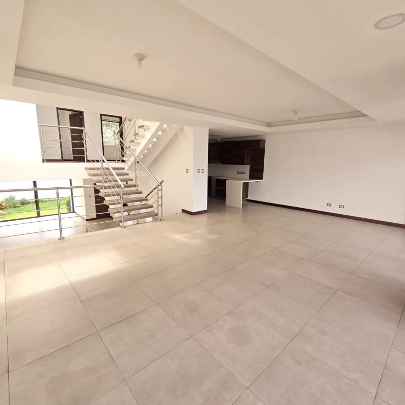 Casa en alquiler zona 16 Cañadas de San Isidro de 4 habitaciones + 3 parqueos — Casa en Alquiler en Acacias de Cayalá, Zona 16, Guatemala, Ciudad — foto 16 de 17